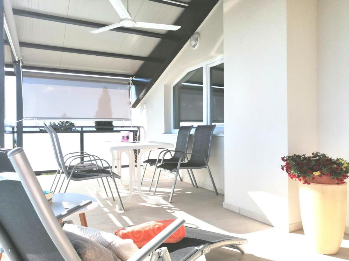 Lovely Sea View House In Malinska Island Krk Ngoại thất bức ảnh