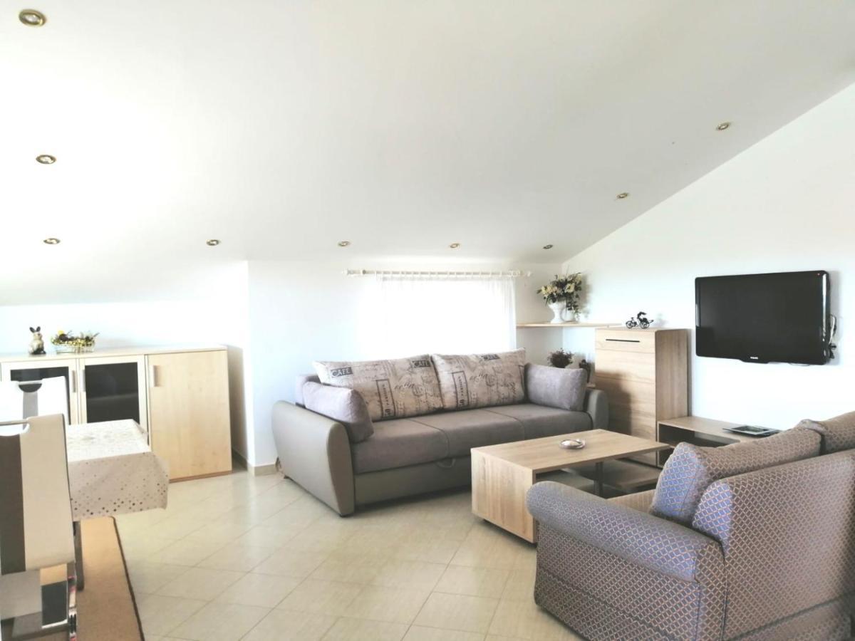 Lovely Sea View House In Malinska Island Krk Ngoại thất bức ảnh