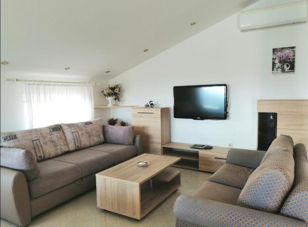 Lovely Sea View House In Malinska Island Krk Ngoại thất bức ảnh