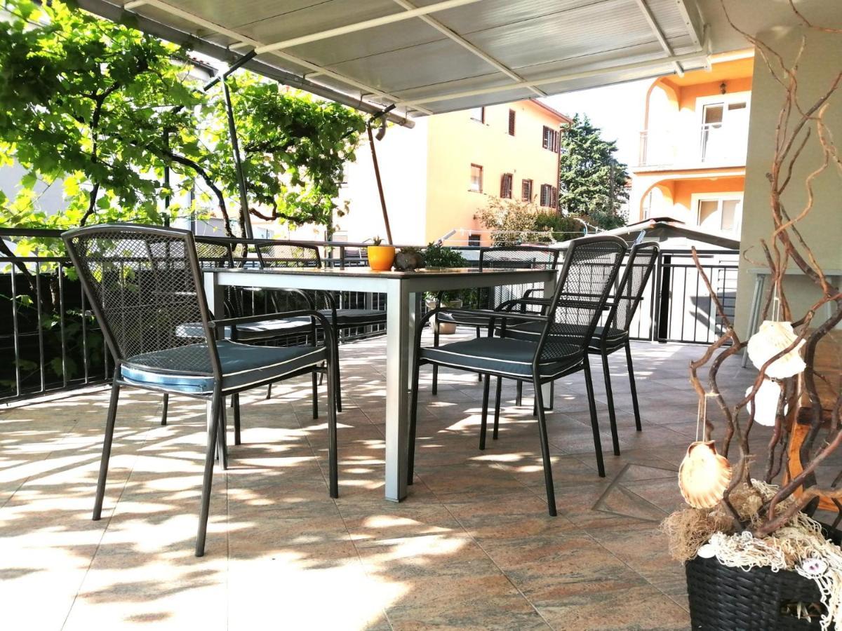 Lovely Sea View House In Malinska Island Krk Ngoại thất bức ảnh